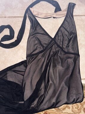 Black V neck party dress!